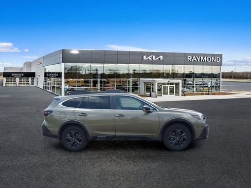 Used 2020 Subaru Outback Onyx Edition XT w/ Popular Package #2 AWD/4WD image 2