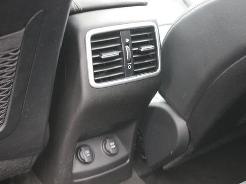 Used 2022 Kia Sportage EX AWD/4WD image 24