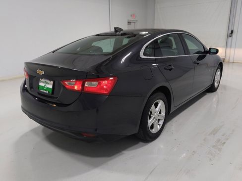 Used 2022 Chevrolet Malibu LS FWD image 9