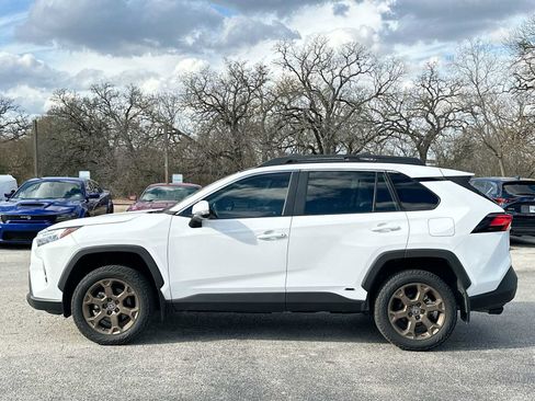 Used 2023 Toyota RAV4 AWD Hybrid image 12