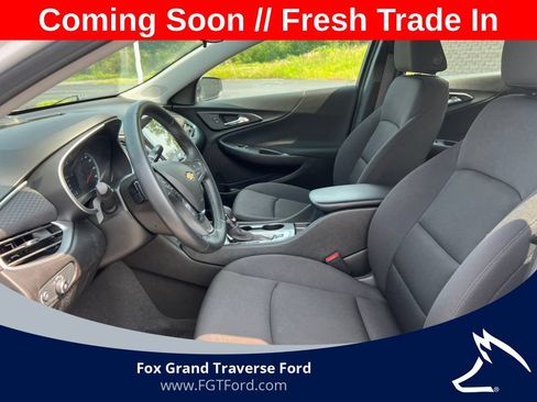 Used 2024 Chevrolet Malibu RS FWD image 4