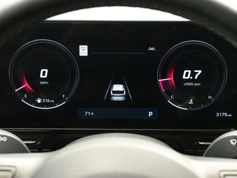 Used 2026 Hyundai Kona SEL Premium AWD/4WD image 24