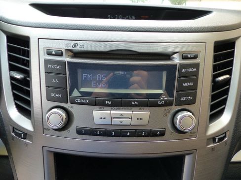 Used 2014 Subaru Outback 2.5i w/ Popular Package #1A AWD/4WD image 29