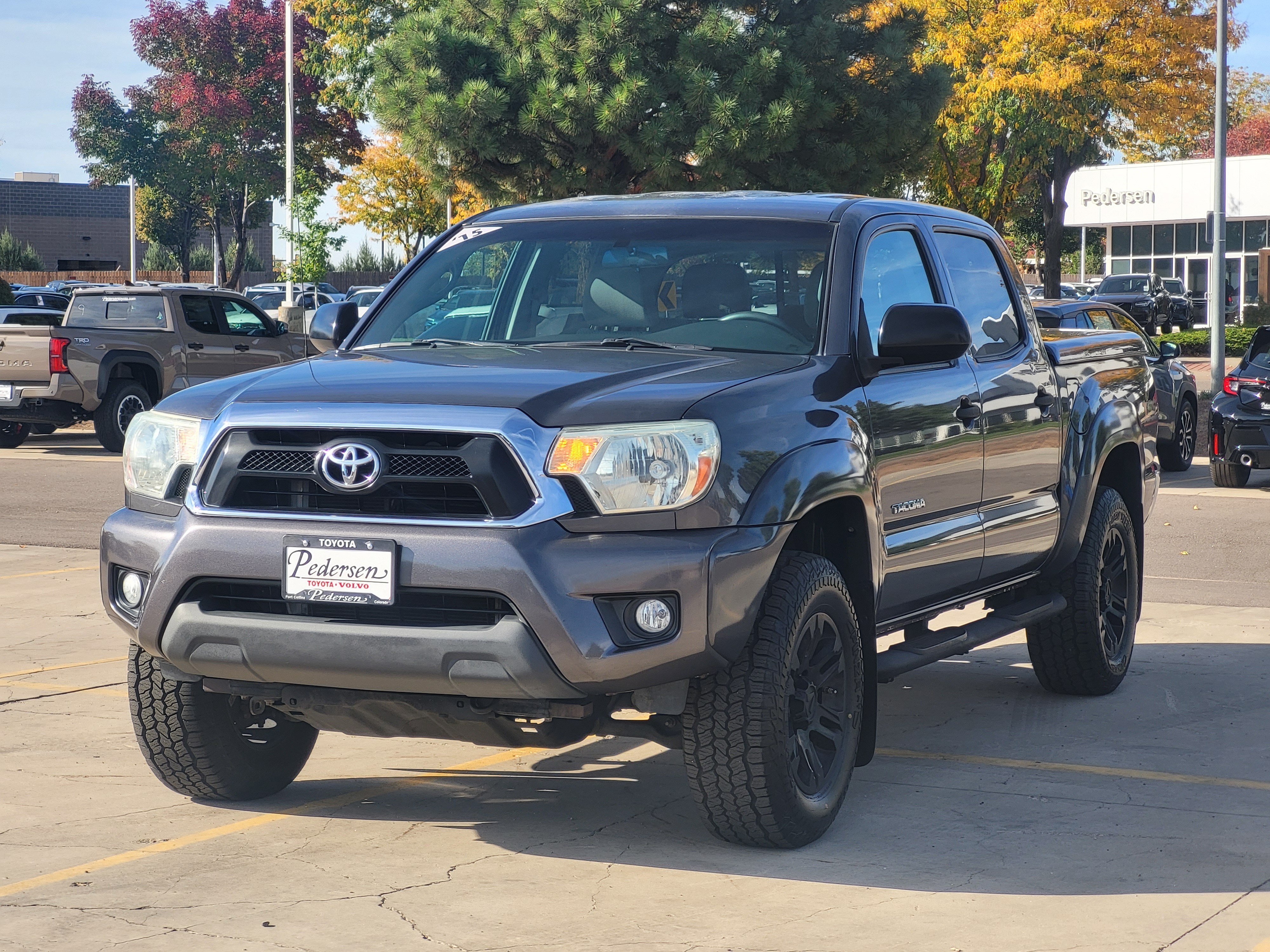 Used 2015 Toyota Tacoma PreRunner w/ SR5 Package RWD image 4