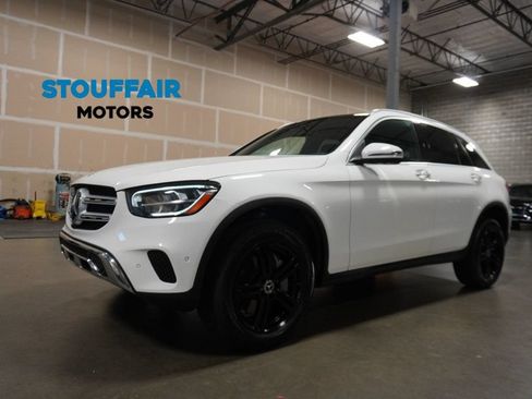 Used 2020 Mercedes-Benz GLC 300 4MATIC w/ Parking Assistance Package image 2