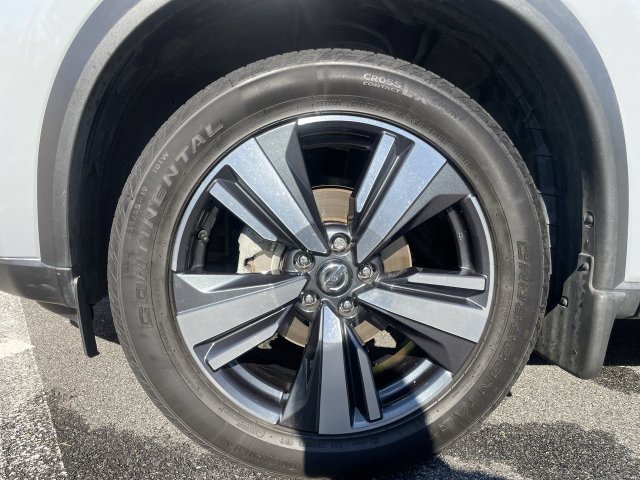 Used 2021 Nissan Rogue SL w/ Premium Package AWD/4WD image 10