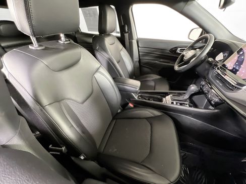 Used 2022 Jeep Compass Latitude AWD/4WD image 25
