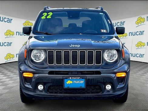 Used 2022 Jeep Renegade Latitude image 2