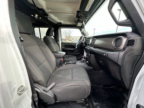 Used 2020 Jeep Wrangler Unlimited Sport image 29