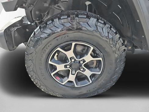 Used 2021 Jeep Wrangler Unlimited Rubicon w/ LED Lighting Group AWD/4WD image 11