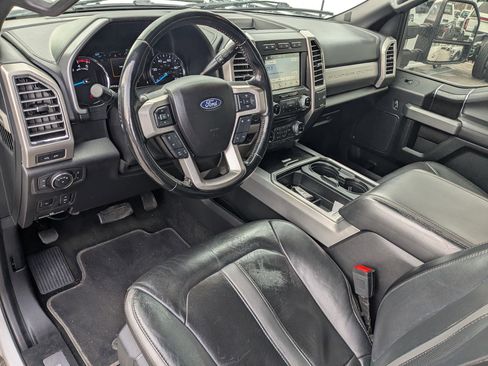 Used 2018 Ford F250 Platinum w/ Platinum Ultimate Package image 15