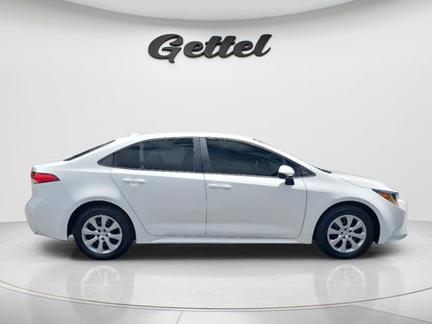 Used 2024 Toyota Corolla LE FWD image 4