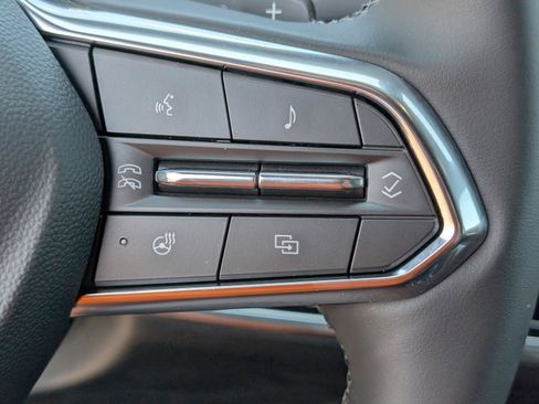 New 2026 Chevrolet Equinox LT w/ Convenience Package II FWD image 18