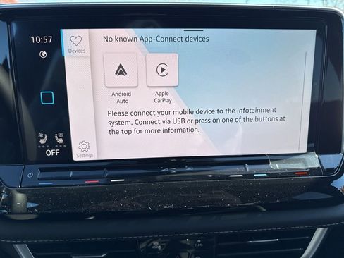 New 2026 Volkswagen Atlas Cross Sport SE image 28