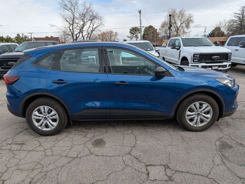 Used 2023 Ford Escape Base image 2