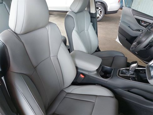New 2025 Subaru Legacy Limited image 10