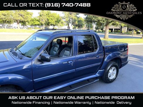 Used 2004 Ford Explorer Sport Trac XLT AWD/4WD image 4