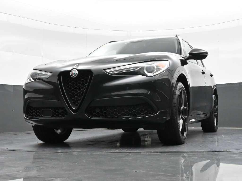Used 2020 Alfa Romeo Stelvio Sport w/ Quick Order Package 22K Sport RWD image 30