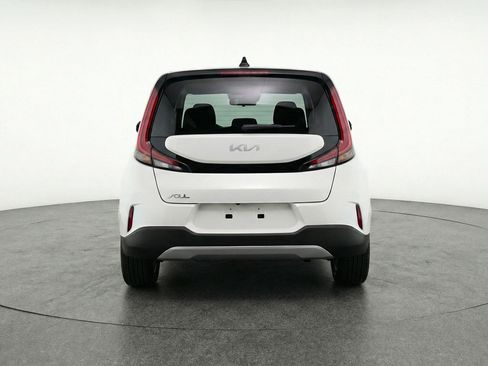 Used 2025 Kia Soul LX w/ LX Technology Package image 7