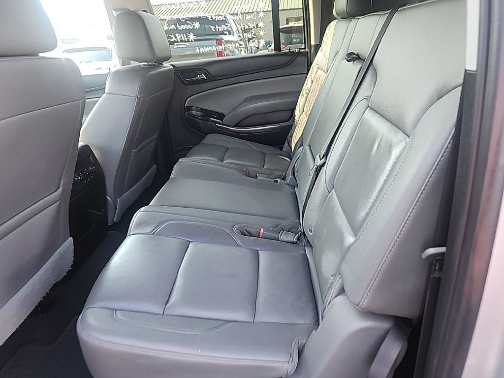 Used 2020 Chevrolet Suburban LT AWD/4WD image 5