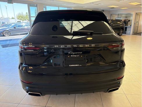 Used 2021 Porsche Cayenne E-Hybrid AWD/4WD image 6