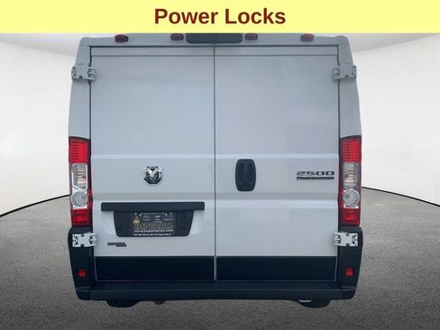 Used 2025 RAM ProMaster 2500 w/ Convenience Group image 12