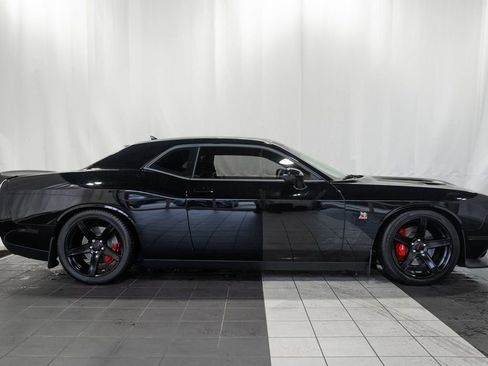 Certified 2021 Dodge Challenger R/T Scat Pack RWD image 3