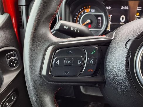 Used 2024 Jeep Wrangler Unlimited Rubicon AWD/4WD image 14