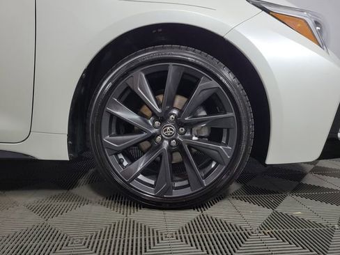 Used 2024 Toyota Corolla SE w/ SE Package image 11