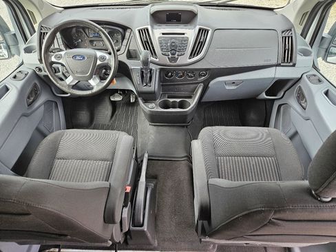 Used 2019 Ford Transit 150 XLT RWD image 38