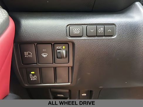 Used 2018 Lexus RC 300 AWD image 21