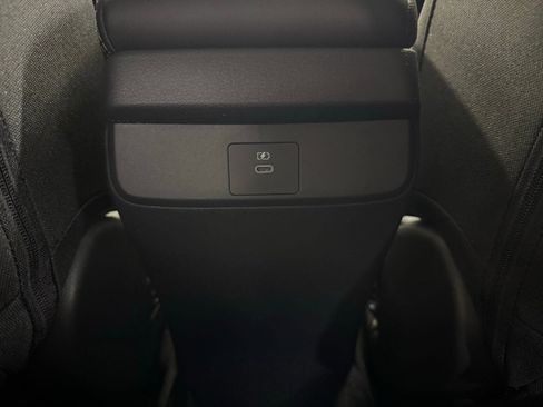 New 2026 Nissan Sentra SV FWD image 32