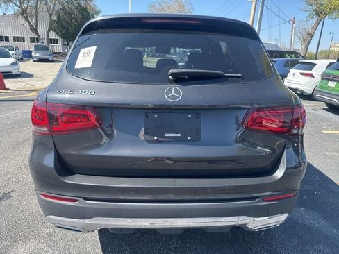 Used 2022 Mercedes-Benz GLC 300 w/ Premium Package Lite image 4