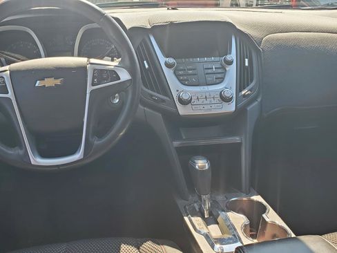 Used 2017 Chevrolet Equinox LT w/ Convenience Package image 7