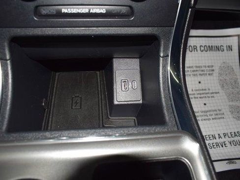 Used 2024 Ford Edge Titanium AWD/4WD image 51