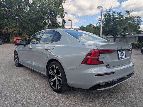 Used 2024 Volvo S60 B5 Core image 6