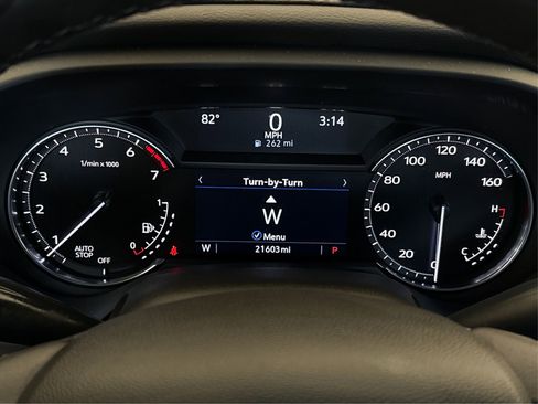 Used 2025 Cadillac CT4 Luxury RWD image 16