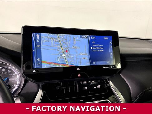 Used 2022 Toyota Venza Limited AWD/4WD image 38