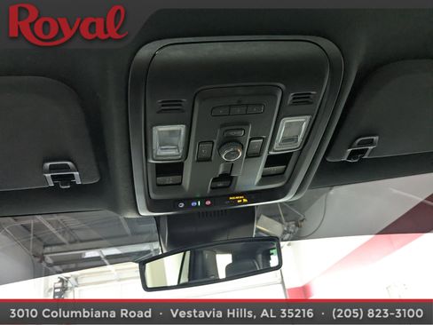 Used 2024 GMC Yukon Denali w/ Max Trailering Package AWD/4WD image 28