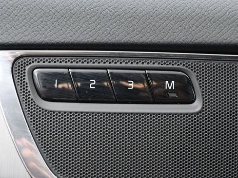 Used 2023 Volvo XC90 B5 Core image 28
