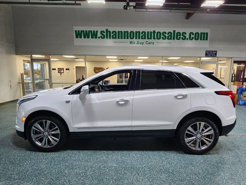 Used 2024 Cadillac XT5 Premium Luxury image 11