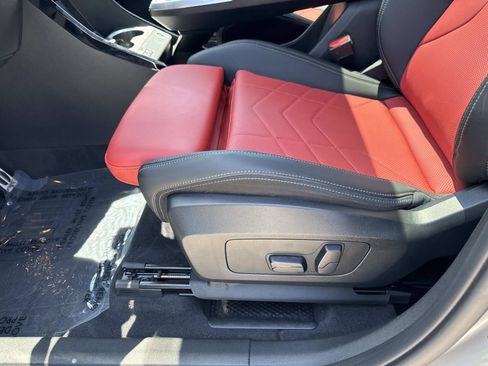 Used 2025 BMW X1 M35i AWD/4WD image 16