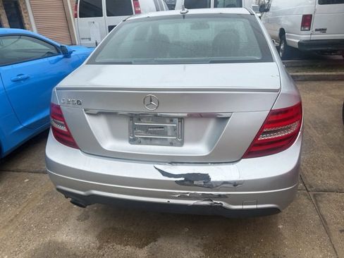 Used 2012 Mercedes-Benz C 250 Sedan image 3