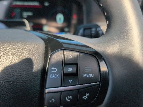 Used 2025 Ford Explorer Platinum AWD/4WD image 29