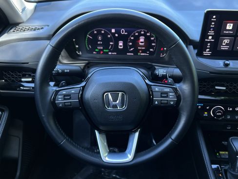Used 2024 Honda Accord Touring image 40