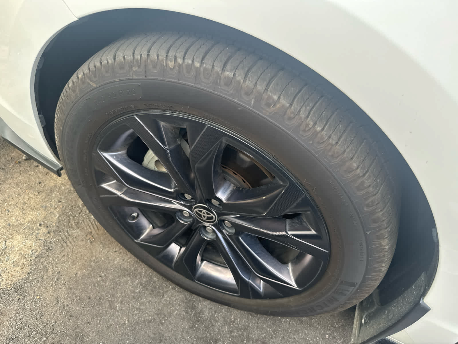 Used 2022 Toyota Sienna XSE FWD image 6