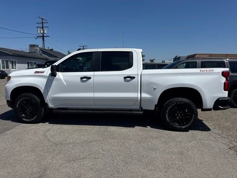 Used 2024 Chevrolet Silverado 1500 LT Trail Boss w/ Protection Package AWD/4WD image 8