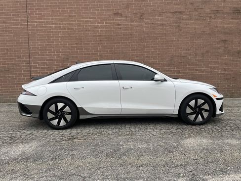 New 2025 Hyundai Ioniq 6 SE image 6