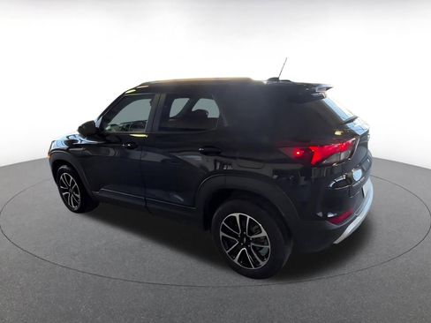 Used 2025 Chevrolet TrailBlazer LT image 10