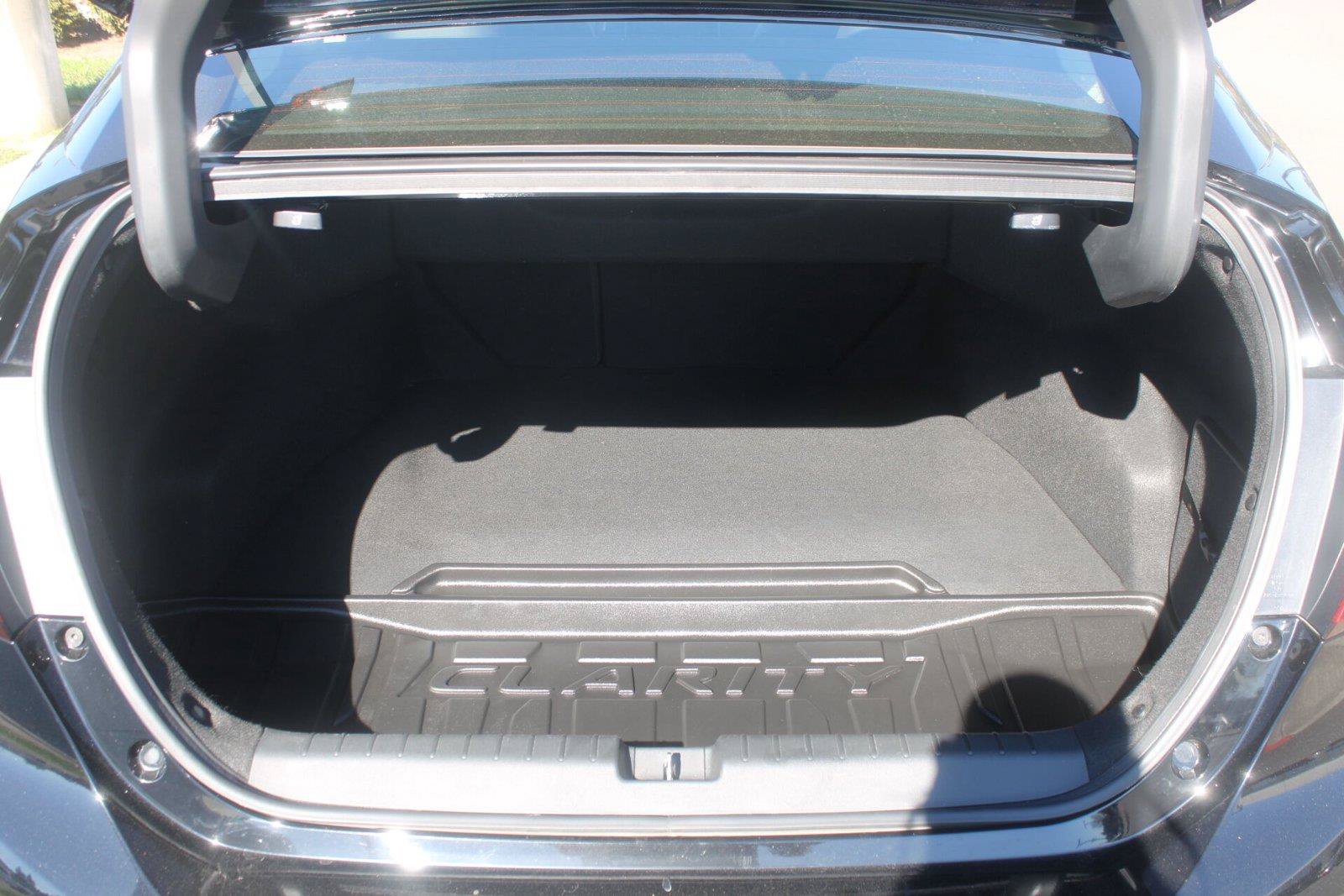 Used 2018 Honda Clarity Plug-In Hybrid image 14